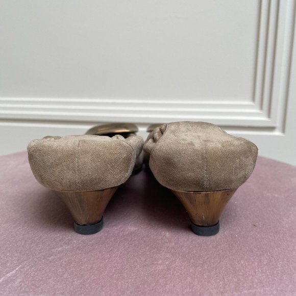 ROGER VIVIER SUEDE FLATS - Picture 4 of 6